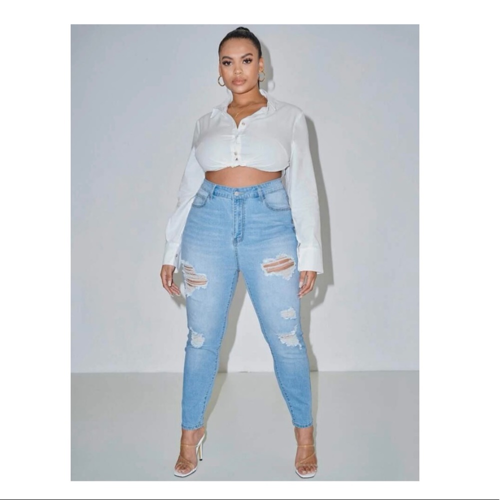 SHEIN SXY Plus Curvy High Waist Light Wash Distressed Ripped Skinny Jeans 3XL